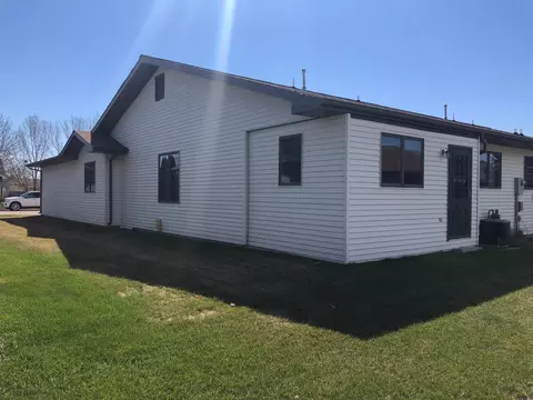 1819 15th Ave W, Williston, ND 58801 photo 17