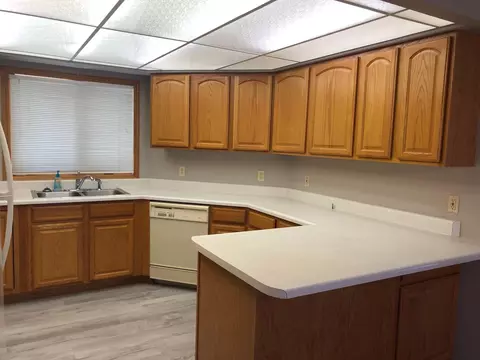 1819 15th Ave W, Williston, ND 58801 photo 5