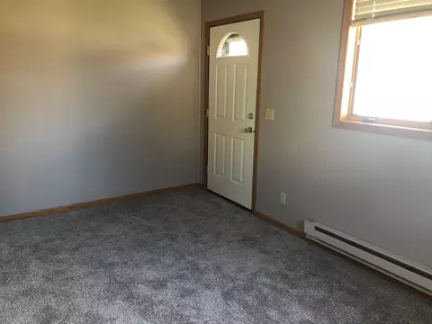 1819 15th Ave W, Williston, ND 58801 photo 10