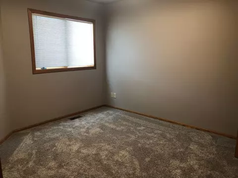 1819 15th Ave W, Williston, ND 58801 photo 14