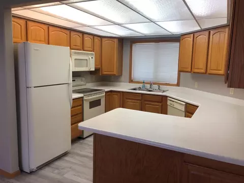 1819 15th Ave W, Williston, ND 58801 photo 6