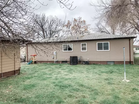 626 17th Ave W, Williston, ND 58801 photo 21