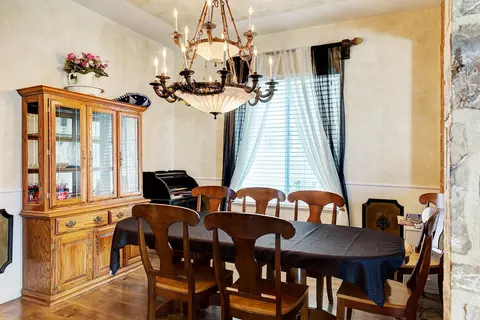 2110 25th St W, Williston, ND 58801 photo 2