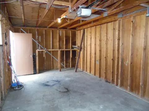 2606 18th Ave W, Williston, ND 58801 photo 3