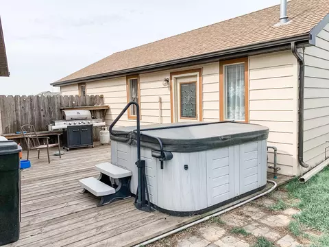 2801 Skyway Ct, Williston, ND 58801 photo 22