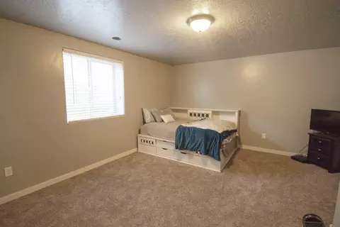 2101 18th Ave W, Williston, ND 58801 photo 23