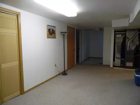 201 14th St E, Williston, ND 58801 photo 32