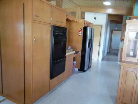 201 14th St E, Williston, ND 58801 photo 13