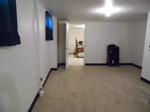 201 14th St E, Williston, ND 58801 photo 28