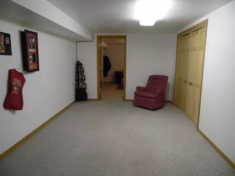 201 14th St E, Williston, ND 58801 photo 33