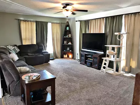 2115 1st Ave E, Williston, ND 58801 photo 7