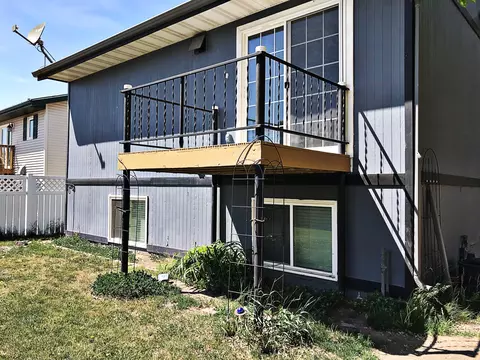 1805 28th St W, Williston, ND 58801 photo 9