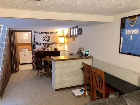615 13th Ave W, Williston, ND 58801 photo 25