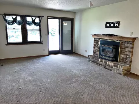 918 22nd St E, Williston, ND 58801 photo 7