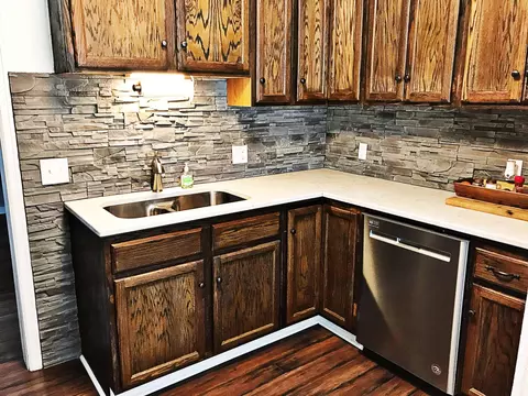 216 W Broadway W, Williston, ND 58801 photo 21