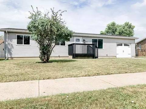 2701 Skyway Ct, Williston, ND 58801 photo 1