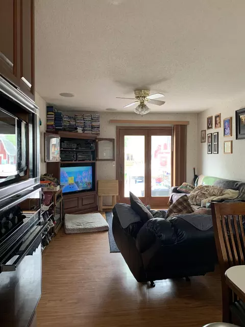 421 13th Ave W, Williston, ND 58801 photo 7