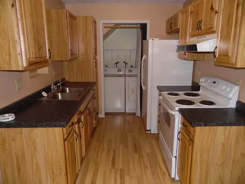2610 18th Ct W, Williston, ND 58801 photo 7