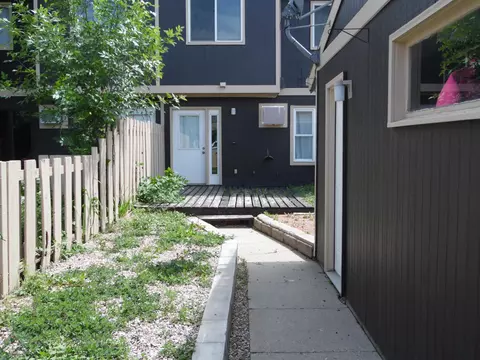 2610 18th Ct W, Williston, ND 58801 photo 2