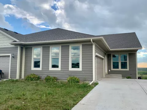 3033 Long Branch Ave, Williston, ND 58801 photo 1