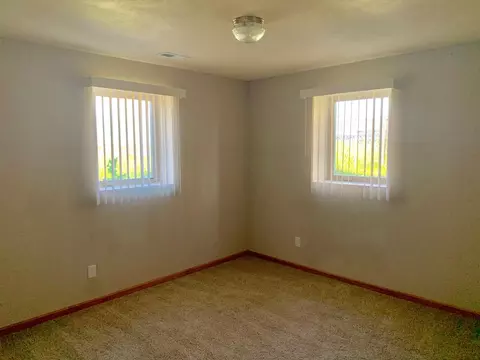 3033 Long Branch Ave, Williston, ND 58801 photo 10