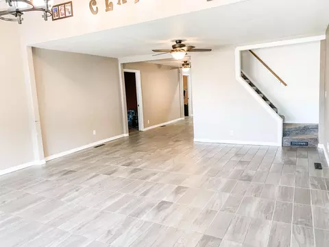 1022 8th Ave W, Williston, ND 58801 photo 9