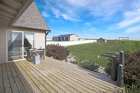 13412 Kingsview Ln, Williston, ND 58801 photo 29