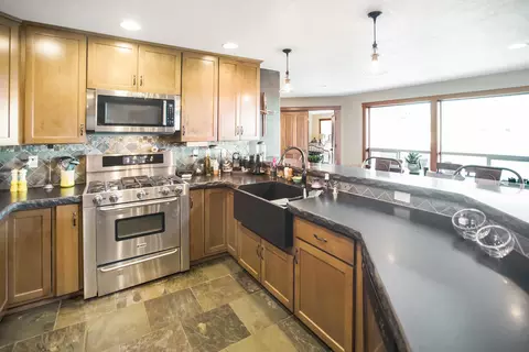 13412 Kingsview Ln, Williston, ND 58801 photo 14