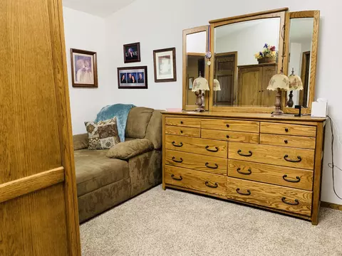 2508 University Ave, Williston, ND 58801 photo 9