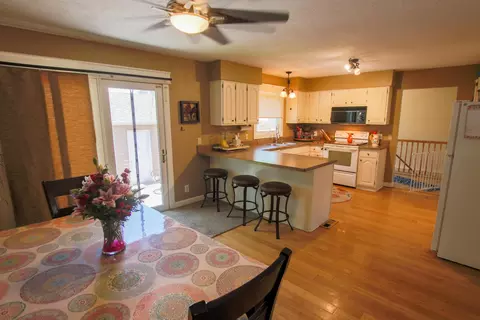 2007 8th Ave E, Williston, ND 58801 photo 5