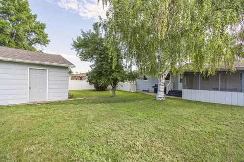 1413 6th Ave W, Williston, ND 58801 photo 13