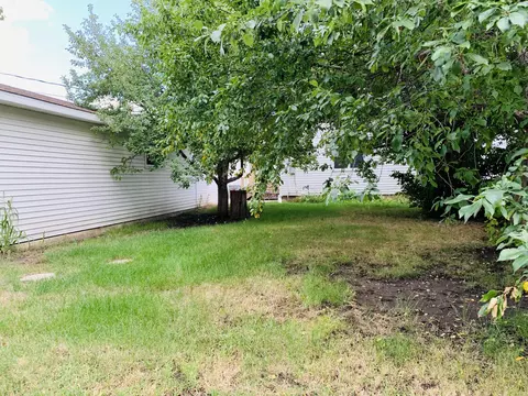 511 14th Ave W, Williston, ND 58801 photo 33