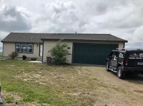 5609 Border Ave, Williston, ND 58801 photo 1