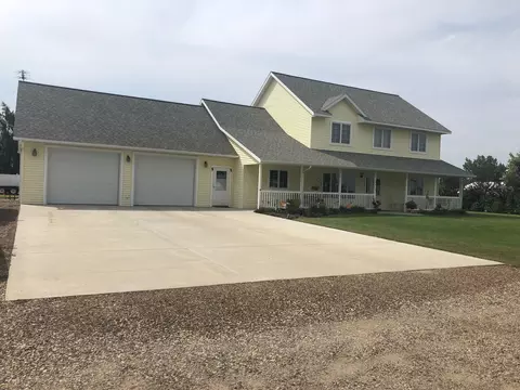3615 6th Ave E, Williston, ND 58801 photo 38