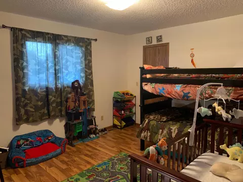 405 E 4th St, Grenora, ND 58845 photo 9