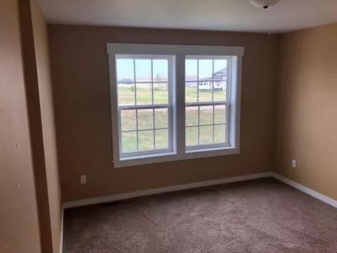 13672 Mulberry Loop NW, Williston, ND 58801 photo 12