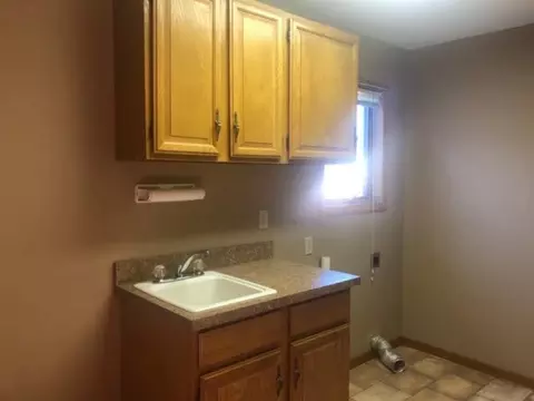 1701 23rd St W, Williston, ND 58801 photo 9