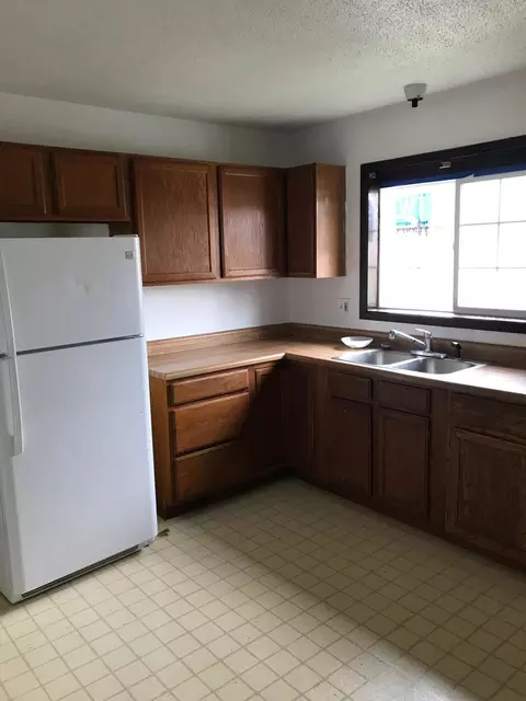 1809 31st St W, Williston, ND 58801 photo 8
