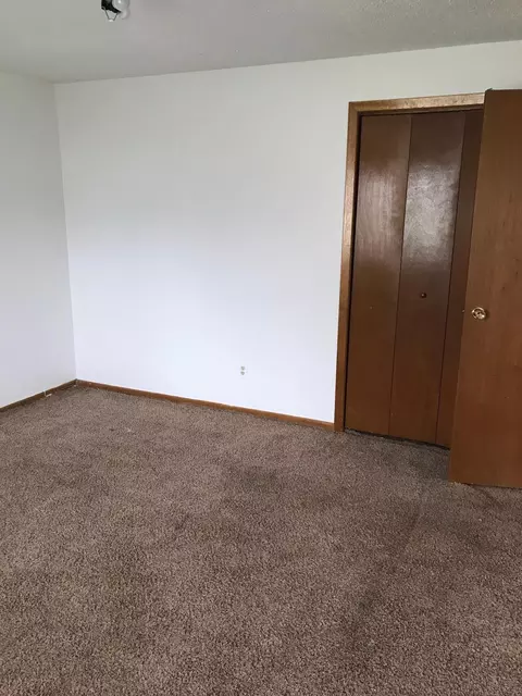 1809 31st St W, Williston, ND 58801 photo 10