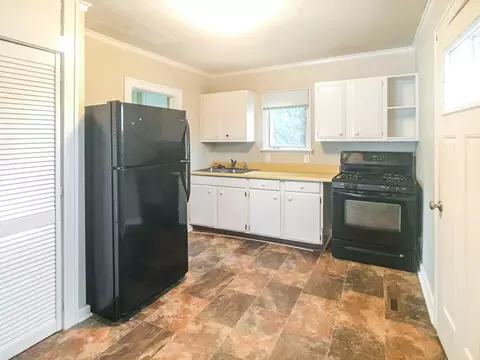 814 6th Ave W, Williston, ND 58801 photo 11