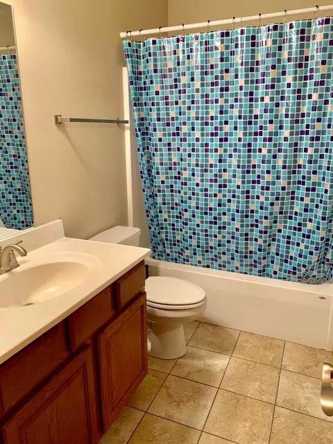 3023 Long Branch Ave, Williston, ND 58801 photo 5