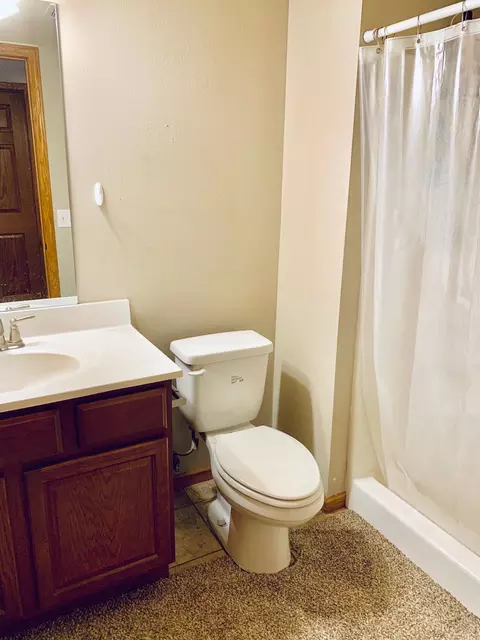 3023 Long Branch Ave, Williston, ND 58801 photo 9