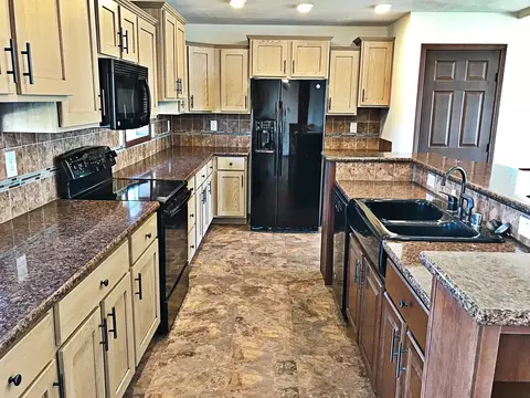 5475 Nicholas Ave, Williston, ND 58801 photo 7