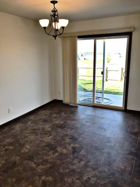 5475 Nicholas Ave, Williston, ND 58801 photo 5