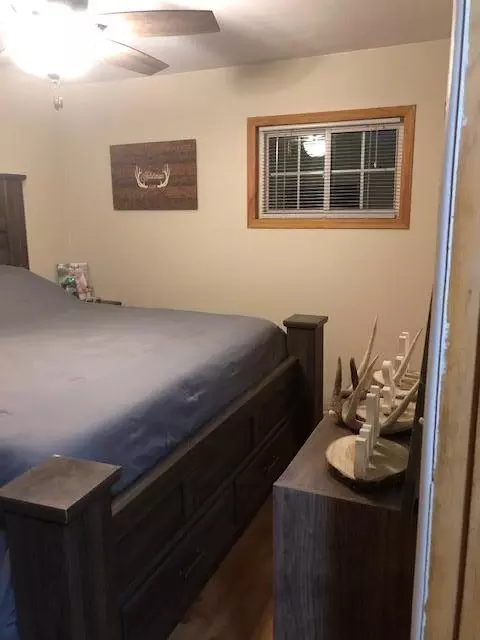 1317 E Hillcourt E, Williston, ND 58801 photo 14