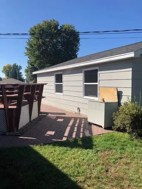 1317 E Hillcourt E, Williston, ND 58801 photo 60