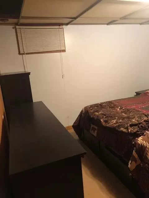 1317 E Hillcourt E, Williston, ND 58801 photo 28