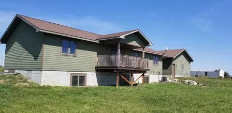 13902 Bergstrom, Williston, ND 58801 photo 1