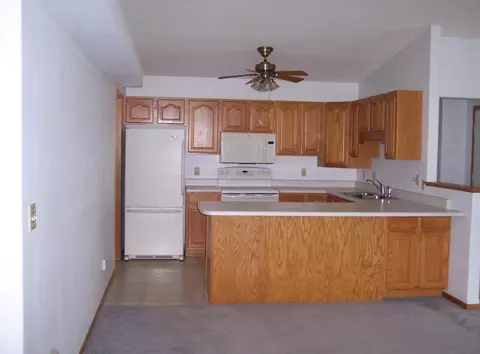 1810 16th Ave W, Williston, ND 58801 photo 8