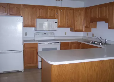 1810 16th Ave W, Williston, ND 58801 photo 7